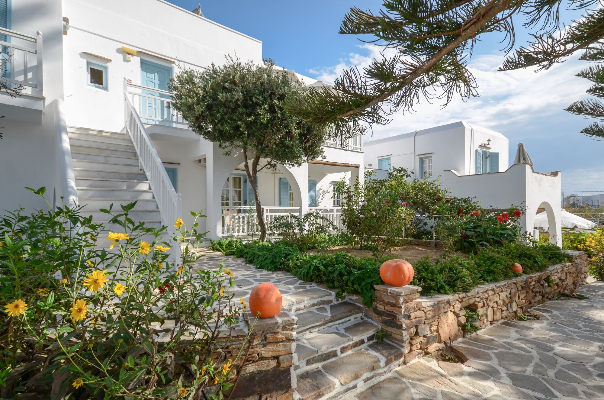 Birikos Studios & Apartments Agios Prokopios  Bagian luar foto