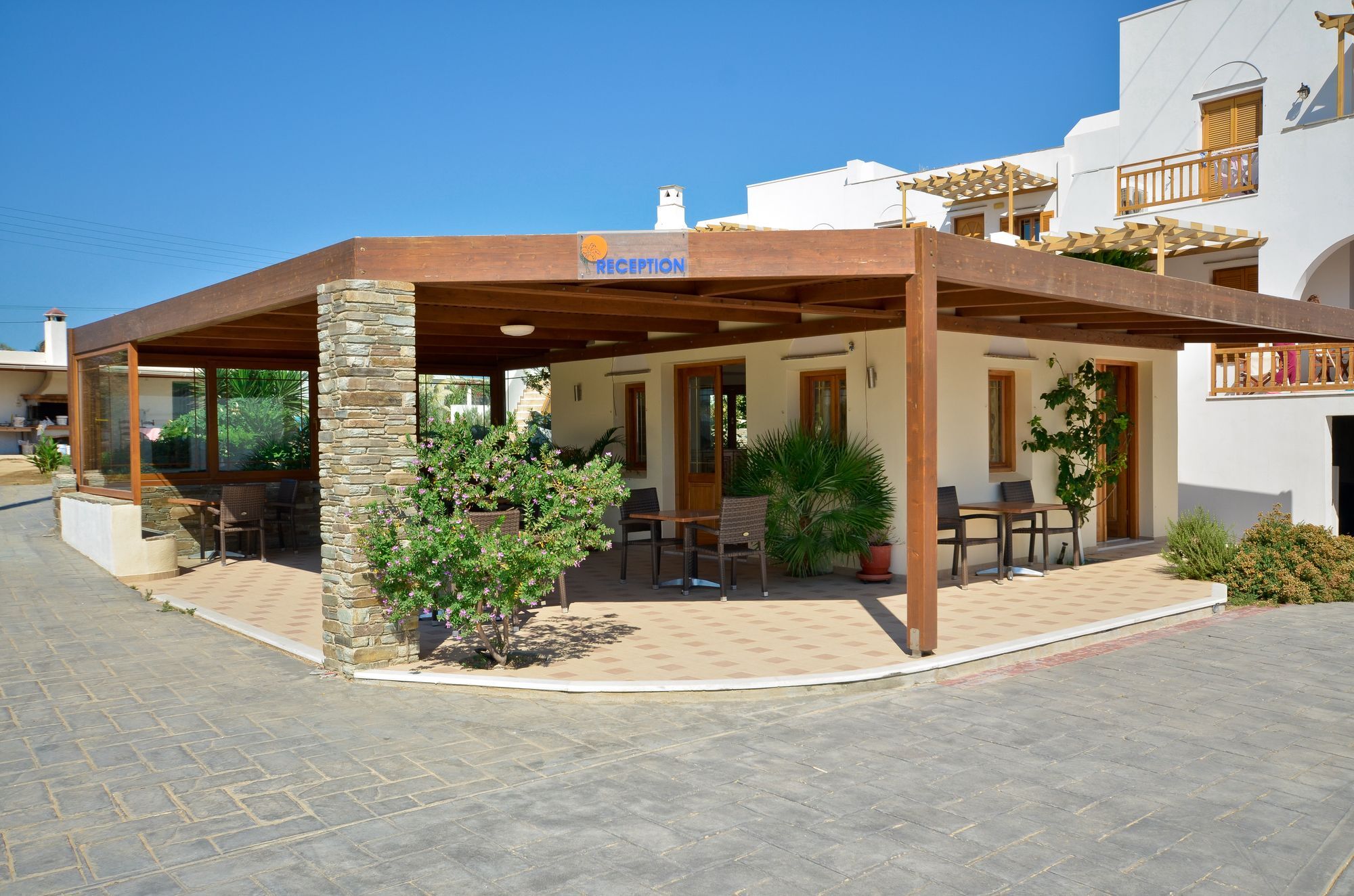 Birikos Studios & Apartments Agios Prokopios  Bagian luar foto